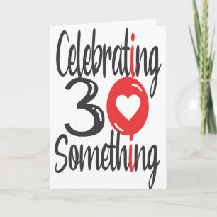 Tarjeta de felicitación doblada celebrando los 30 