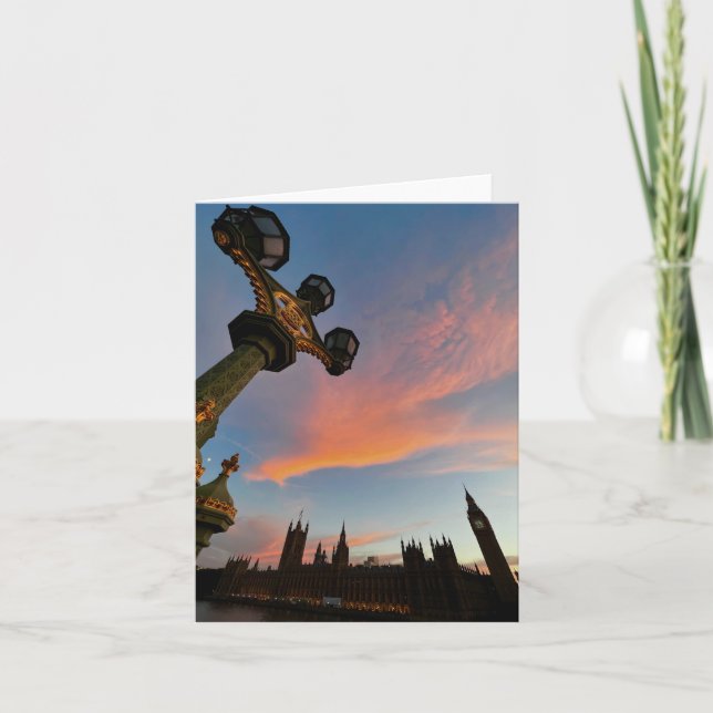 Tarjeta de felicitación doblada con foto de Londre (Anverso)