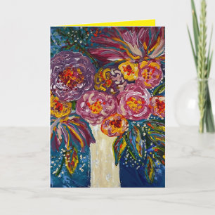 Tarjeta de felicitación doblada con ramo floral