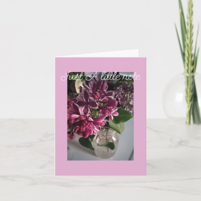 Tarjeta de felicitación doblada con una pequeña no (Anverso)