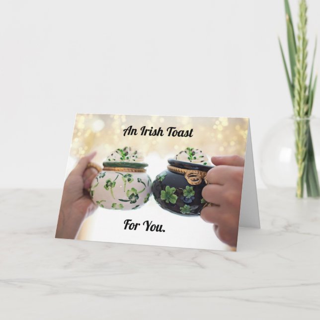 Tarjeta de felicitación doblada de brindis irlandé (Anverso)