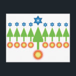 Tarjeta de felicitación Felices Fiestas - Navidade<br><div class="desc">¿Conoce a la gente que celebra un poco de todo? Esta carta muestra un bosque de árboles de vacaciones; voltéalo (boca abajo) y muestra las velas de la menorah Hanukkah. Deja que tus amigos elijan la forma de mostrar. La carta es linda -y apropiada- para cristianos o judíos. (Mi familia...</div>