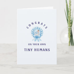 Tarjeta de felicitación minimalista criando pequ