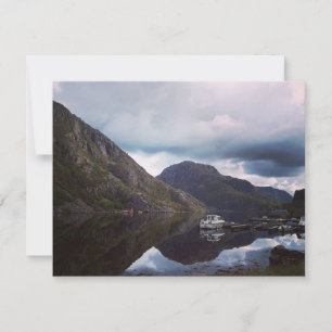 Tarjeta de felicitación paisajística de Noruega en