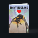 Tarjeta de felicitación PENGUIN COUPLE HUSBAND BIR<br><div class="desc">A MI ESPOSO. AMO A CHILLIN' CONTIGO. FELIZ TARJETA DE REUNIÓN DEL CUMPLEAÑOS</div>