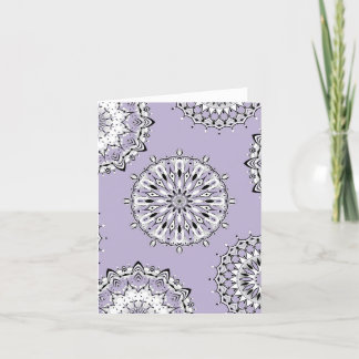 Tarjeta de felicitación plegada Lilac Mandalas 2