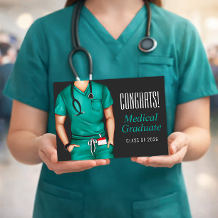 Tarjeta de Felicitación por Graduación Médica Feli
