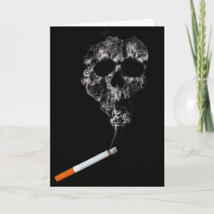 Tarjeta de felicitación sin cigarrillos y calavera