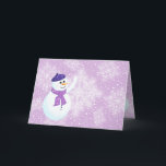 Tarjeta de felicitación Snowman and Snowflakes<br><div class="desc">Tarjeta de saludo de invierno con feliz hombre de nieve y hermosos copos de nieve brillantes y blancos sobre fondo violeta. Este diseño es totalmente personalizable. Los Snowman y los copos de nieve están todos en capas separadas para que puedas cambiar el tamaño o (re)moverlos fácilmente, y puedes cambiar el...</div>