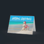 Tarjeta de felicitaciones a las estaciones de aren<br><div class="desc">Tarjeta de felicitación de temporada de vacaciones de snowman Tropical Beach Sand Holiday. Haga clic en el botón "Personalizar" y agregue un mensaje personalizado. Consulte nuestros sellos de correo de vacaciones para encontrar una manera elegante de enviar sus tarjetas.</div>