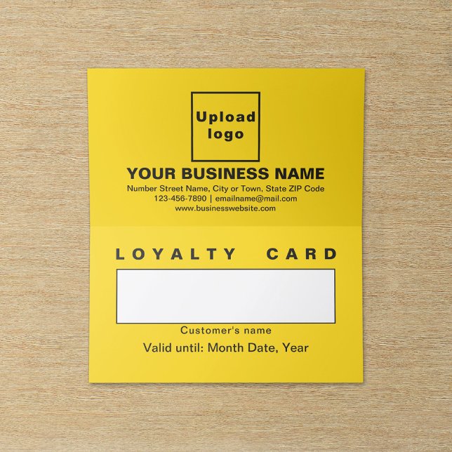Tarjeta de fidelidad plegada amarilla de negocios (Business yellow folded loyalty card.)