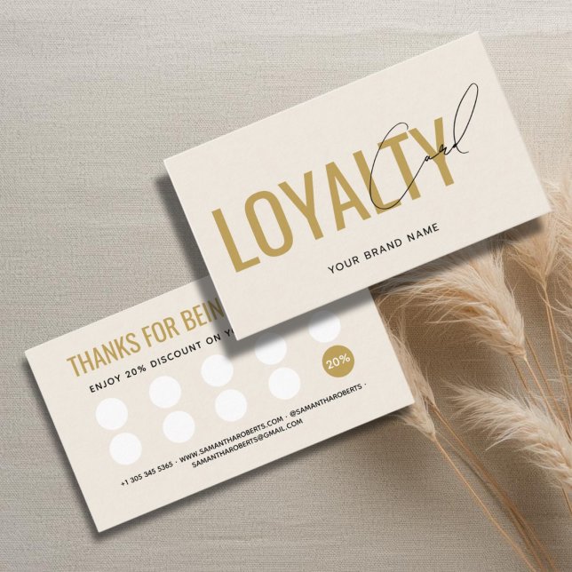 Tarjeta De Fidelización Cliente moderno profesional beige dorado (Subido por el creador)