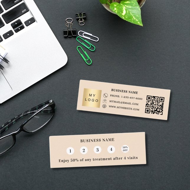Tarjeta De Fidelización Logo de negocios de código Qr Beige (Subido por el creador)