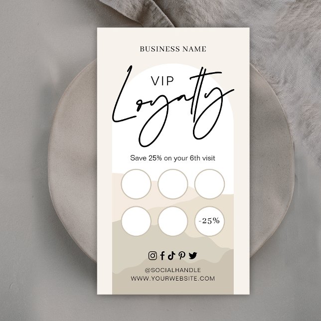 Tarjeta De Fidelización Salón De Belleza De Monograma Beige De Boho Arch N (Subido por el creador)