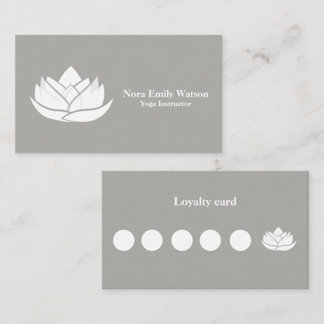 Tarjeta De Fidelización Simple Grey and White Lotus Flower Business Flat (Anverso / Reverso)
