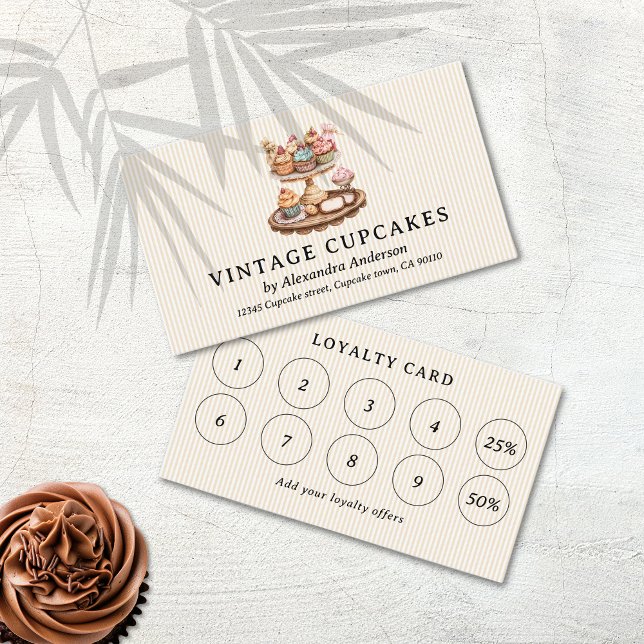 Tarjeta De Fidelización Tienda de pastelería de copas de época (Vintage Cupcakes Pastry Shop Loyalty Card)