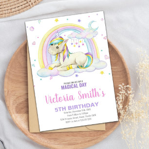 Tarjeta de Fiesta de Chicas de Fantasía con Pastel