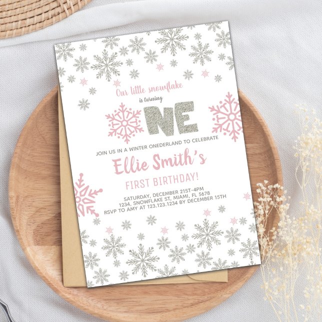 Tarjeta de Fiesta personalizable Winter Wonderland (Pink Silver Glitter Winter ONEderland Birthday Invitation)