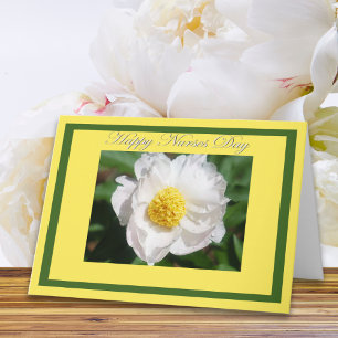 Tarjeta de flor de peonía blanca del día feliz de
