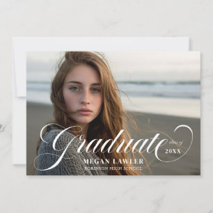 Tarjeta de foto de anuncio de graduado con guión d