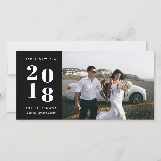 Tarjeta de foto de boda de Feliz Año Nuevo moderna (Anverso)