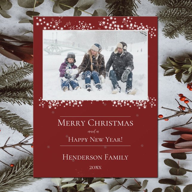 Tarjeta de Foto de Vacaciones Estrellas Rojas de N (Red Christmas Stars Holiday Photo Card)