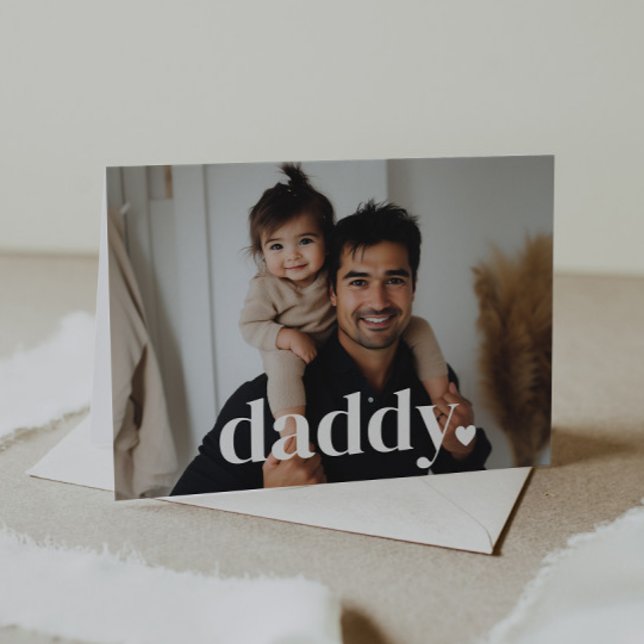 Tarjeta de foto del primer Día del Padre - Corazón (Zazzle Daddy Heart - First Father's Day Photo Card)