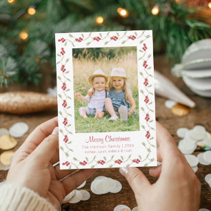 Tarjeta de Foto Familiar de Navidad Holly Berry Me