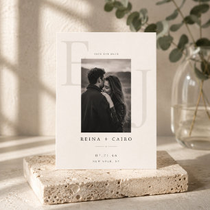 Tarjeta de Foto para Guardar la Fecha con Monogram