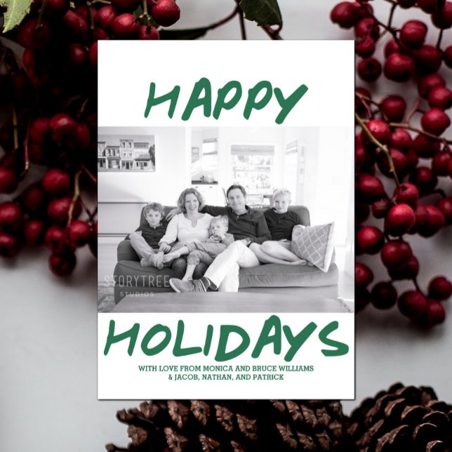 Tarjeta de fotos de Trendy Happy Holidays | Verde (Green Trendy Happy Holidays Photo Card)