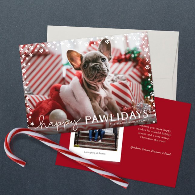 Tarjeta de fotos navideña feliz con amigos (Happy Pawlidays snowflake paw two photo Christmas holiday card with red backer and personalized text)