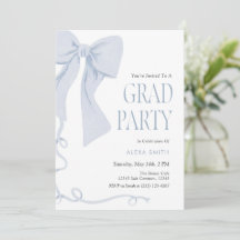Tarjeta de Graduación Clásica con Lazo Azul Preppy