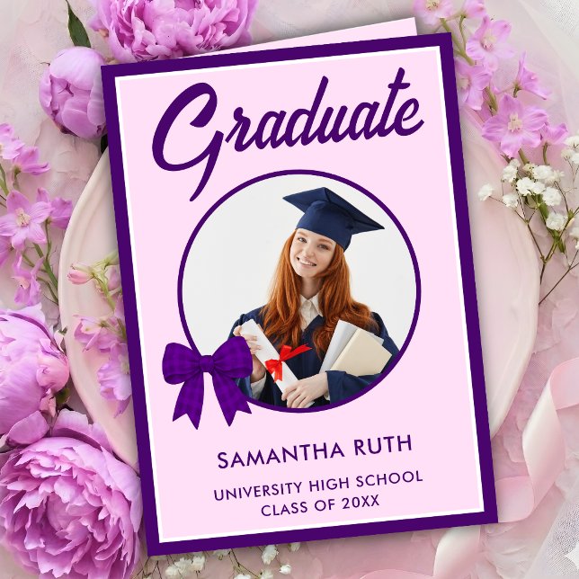 Tarjeta de graduación con lazo de gingham morado  (Subido por el creador)