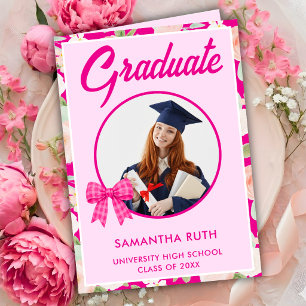 Tarjeta de graduación con lazo de gingham rosa int
