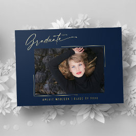 Tarjeta de graduación de foto azul marino con tint