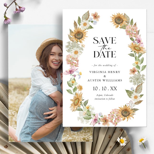 Tarjeta de Guardar la Fecha con Foto de Girasol (Watercolor Wildflower Sunflower Wreath Floral Photo Save the Date Card
by Painted Paperie)