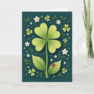 Tarjeta de hallazgo de trébol verde afortunado