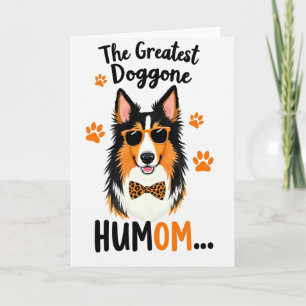 Tarjeta de huellas de patas naranjas de mamá perru