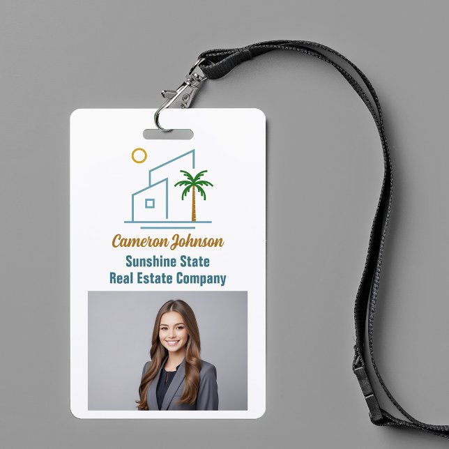 Tarjeta De Identificación Beach Real Estate Company Personalizado Coastal Re (Subido por el creador)