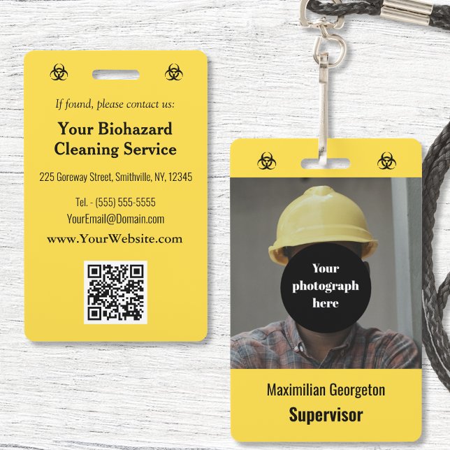 Tarjeta De Identificación Biohazard Industry-Black en un amarillo ID de fond (Biohazard Industry-Black on a yellow background ID Badge by Office Accessories Shop)