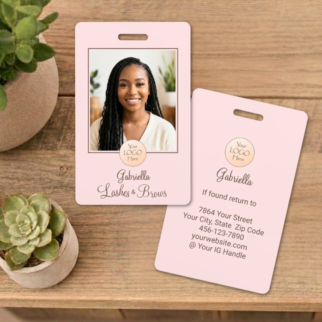 Tarjeta De Identificación Blush Pink Script Logo Photo Lashes and Brows (Subido por el creador)