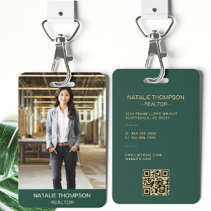 Tarjeta De Identificación Código QR de Agente Inmobiliario con Estilo Profes