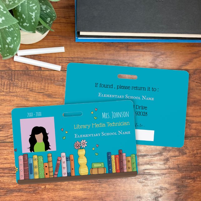 Tarjeta de identificación con foto de bibliotecari (Watercolor bookshelf , teal library media technician horizontal photo ID badge .)