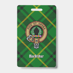 Tarjeta De Identificación Crest de Clan MacArthur sobre tartán