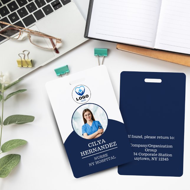Tarjeta de identificación de foto de empleado de l (Personalized Navy Employee Photo ID Badge)