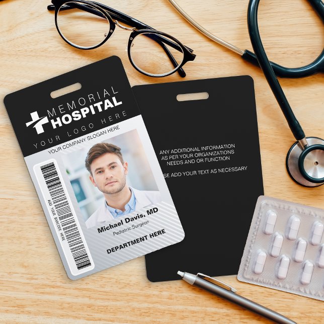 Tarjeta de identificación de hospital negro con fo (Subido por el creador)