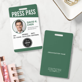 Tarjeta de identificación de pase de prensa person
