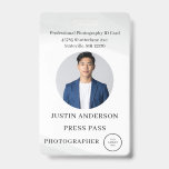 Tarjeta de identificación de periodista de prensa<br><div class="desc">Tarjeta de identificación de periodista de prensa fotógrafo Insignia personalizada,  estilo minimalista que se puede actualizar fácilmente con su foto y texto. Si necesita ayuda para personalizar este producto,  por favor contácteme usando el botón de mensaje abajo y estaré encantado de ayudar.</div>