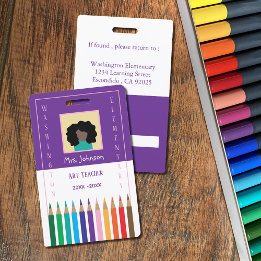 Tarjeta de identificación de profesor de arte con 