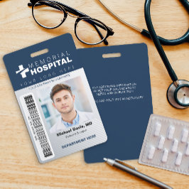 Tarjeta de identificación del hospital con foto y